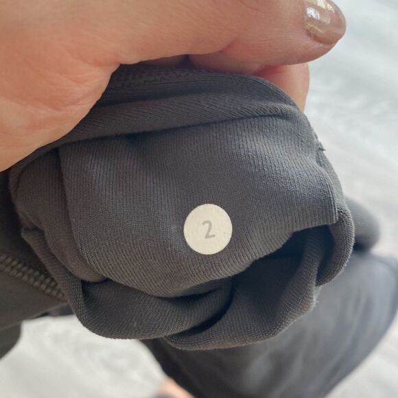 Lululemon Leggings with Pockets  - Picture 6 of 8
